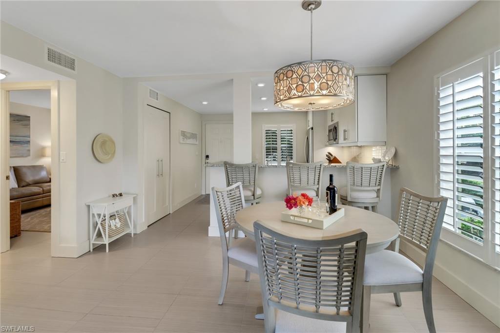 CAMELOT CLUB - Residential