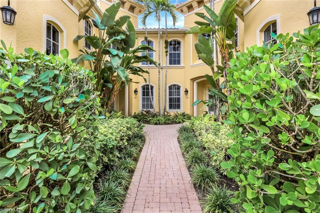 18530 Sandalwood Pointe 102