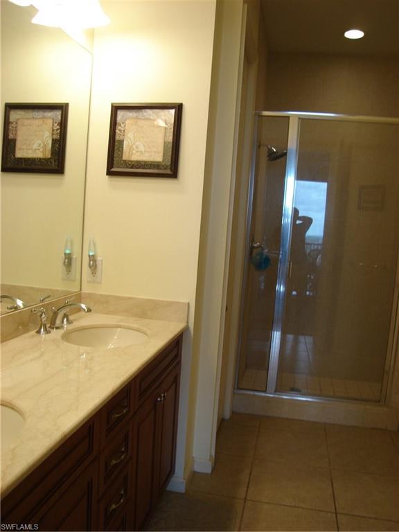 CAPE HARBOUR - Residential