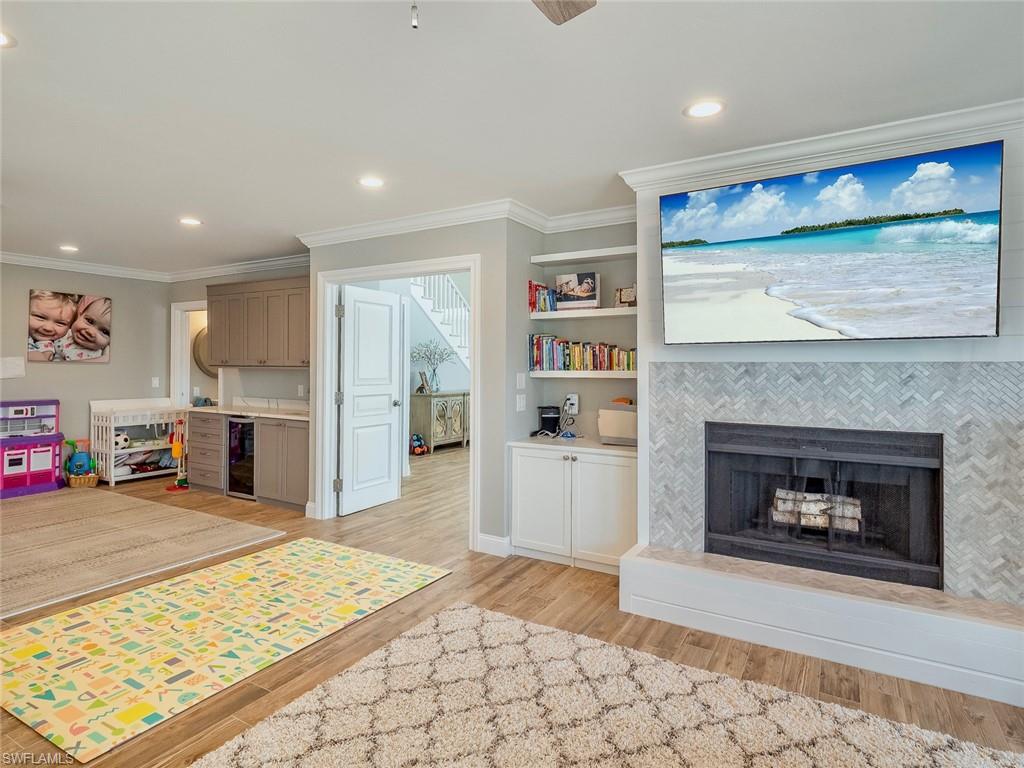 METES AND BOUNDS - Residential