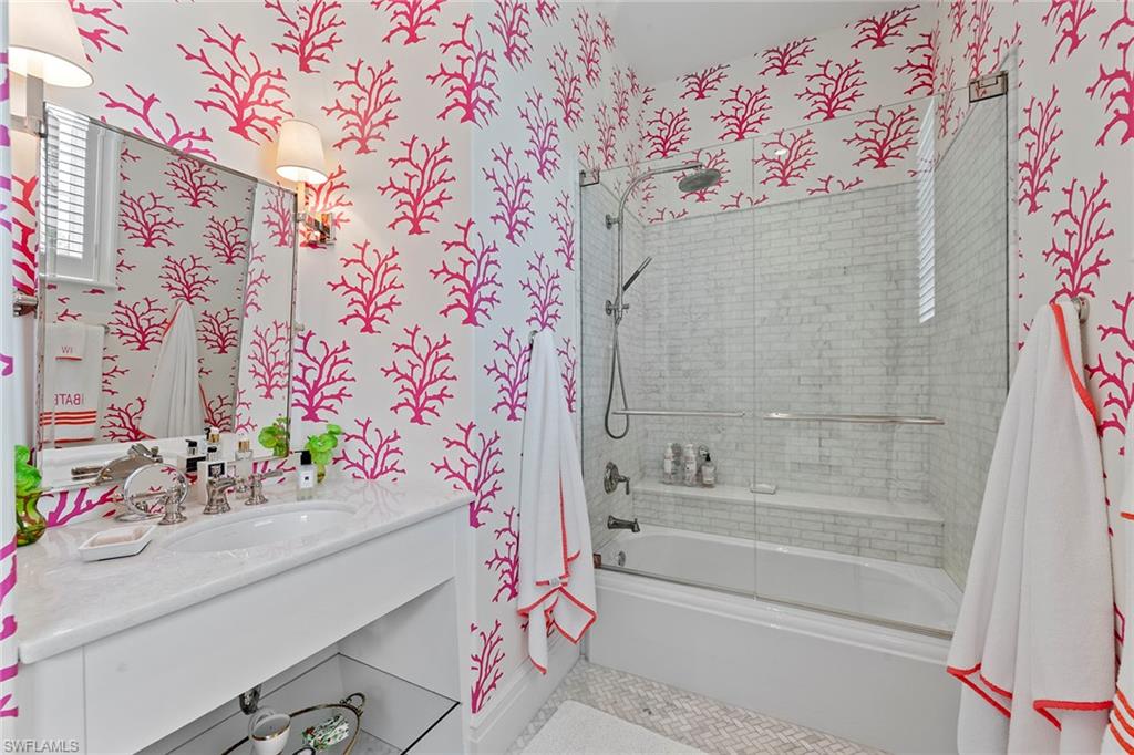 QUAIL WEST - Residential