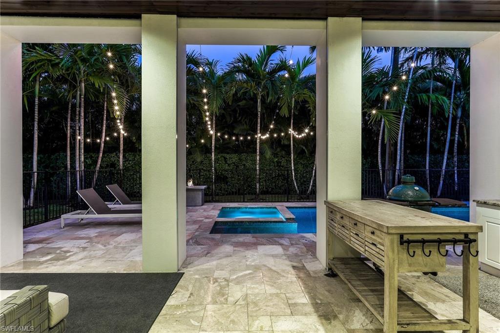 MOORINGS - Residential