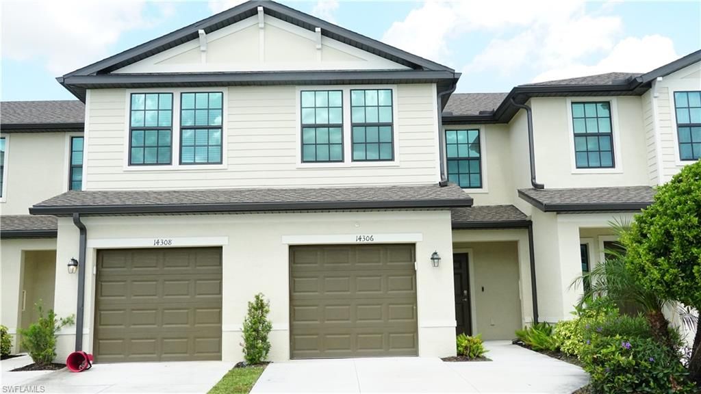 Photo of 14306 Oviedo PL, FORT MYERS, FL 33905 (MLS # 226017286)
