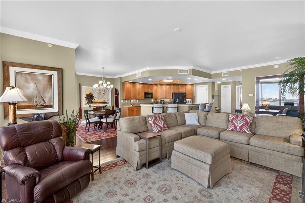 NORTH STAR YACHT CLUB - Residential