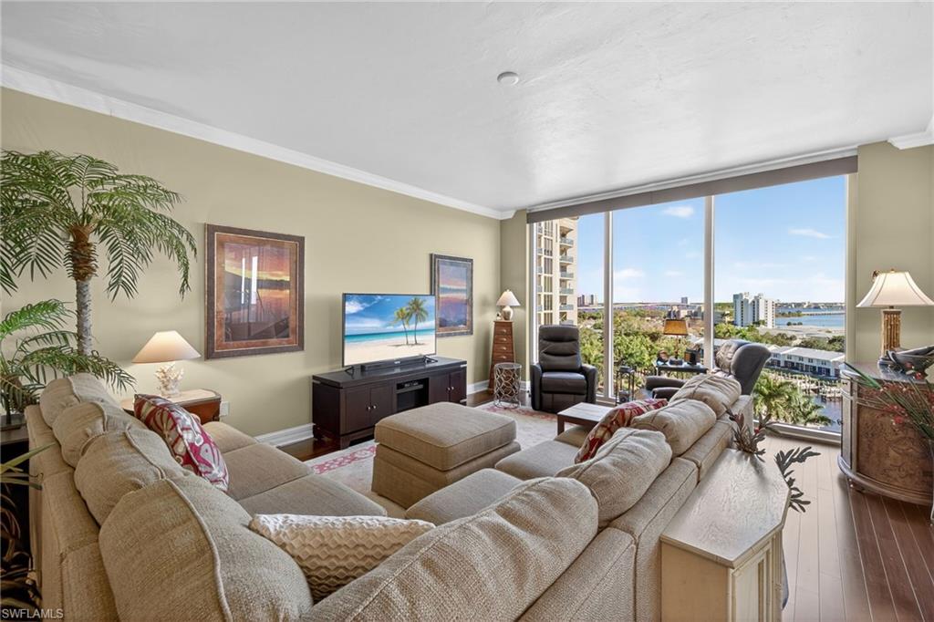 NORTH STAR YACHT CLUB - Residential