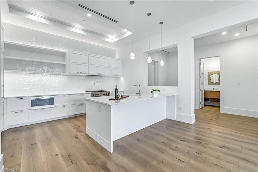 Photo of 201 8th ST S #308, NAPLES, FL 34102 (MLS # 225072670)