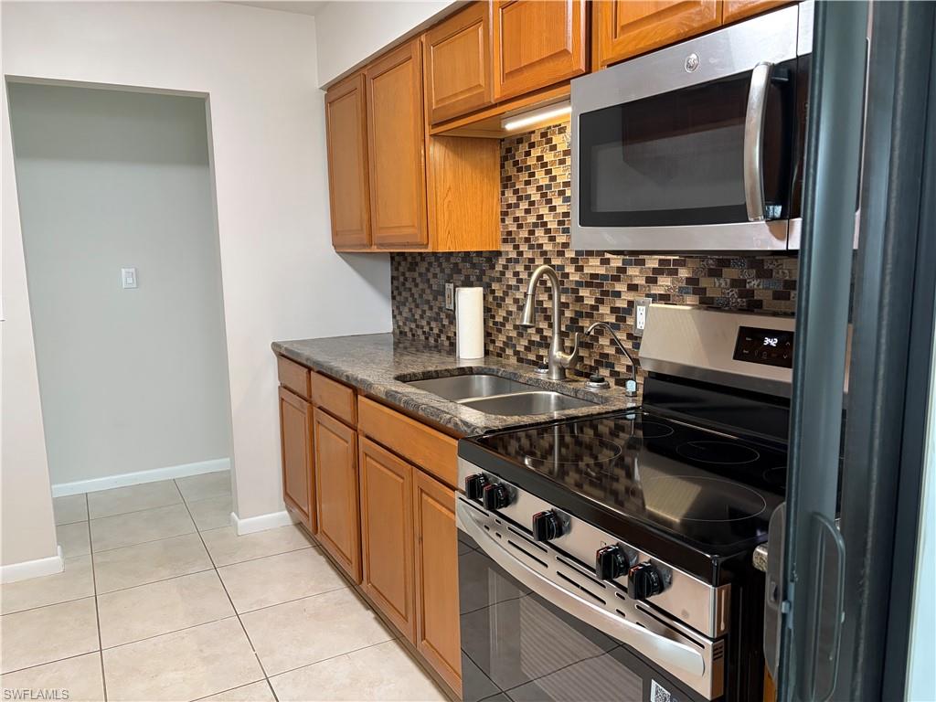 PINEWOOD CONDOMINIUM - Residential