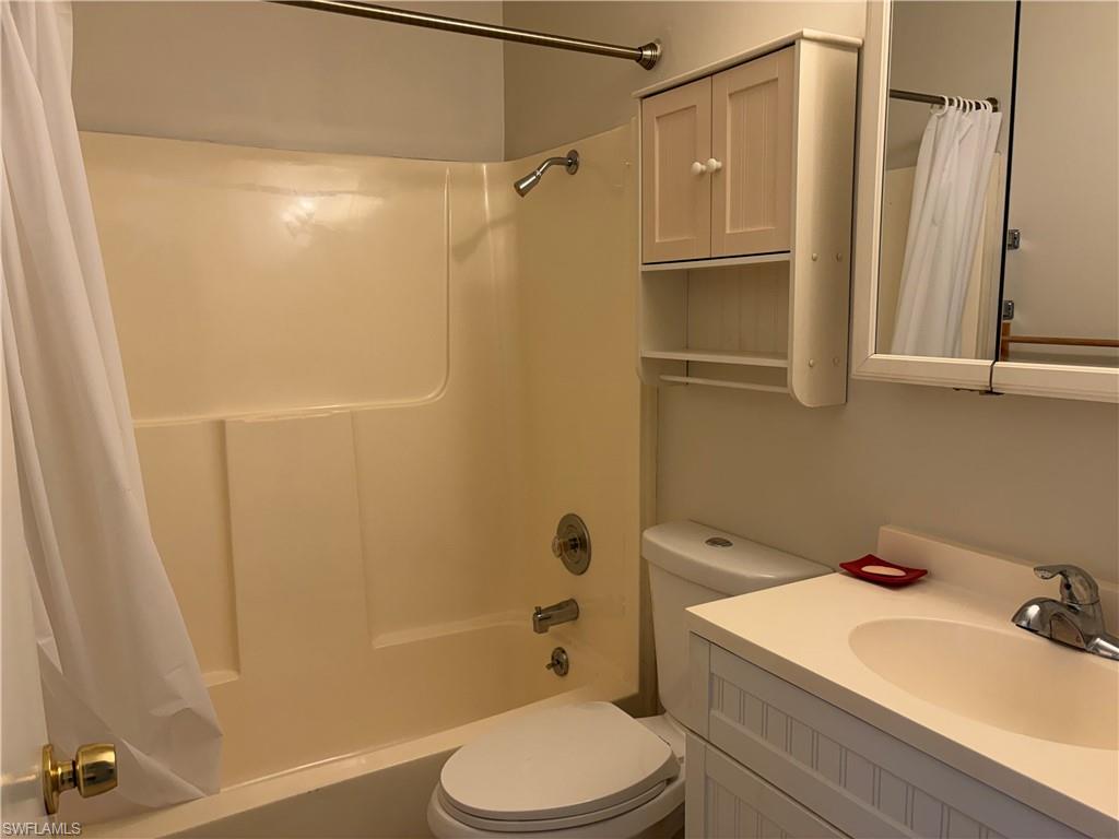 PINEWOOD CONDOMINIUM - Residential