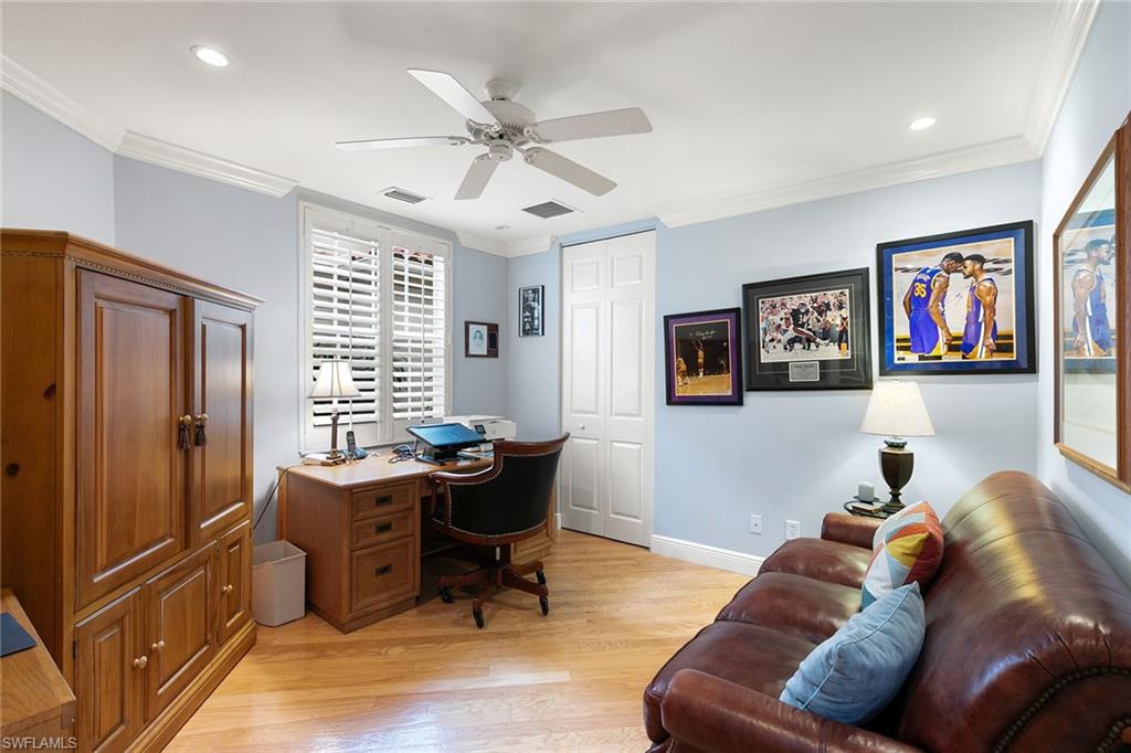 COVINGTON ROW - Residential