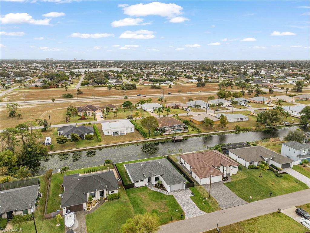 CAPE CORAL - Residential