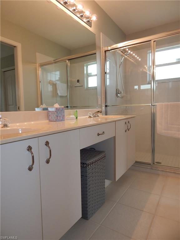 SILVERLAKES - Residential