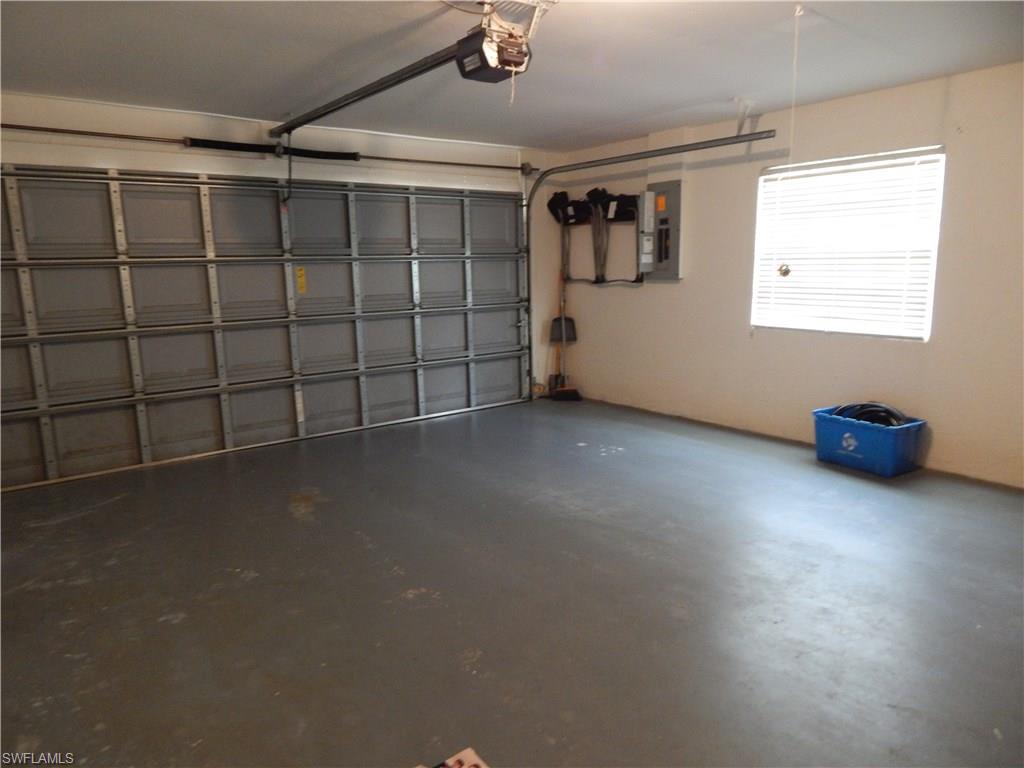 SILVERLAKES - Residential