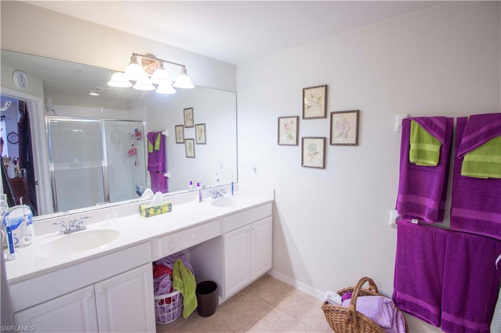 VERONA POINTE - Residential