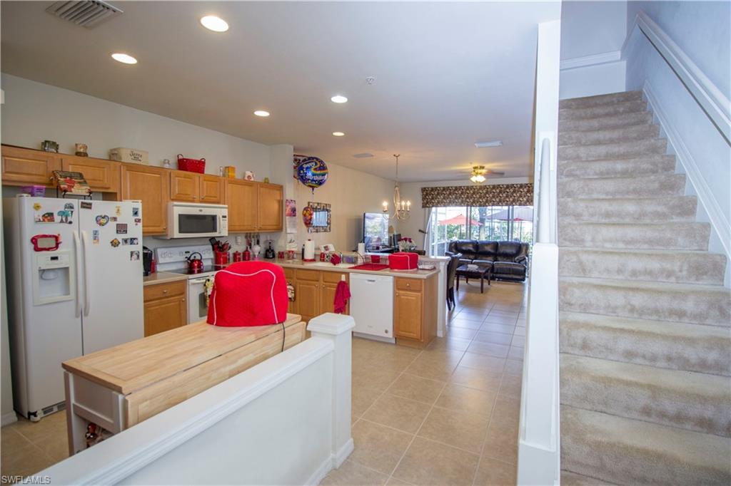 VERONA POINTE - Residential