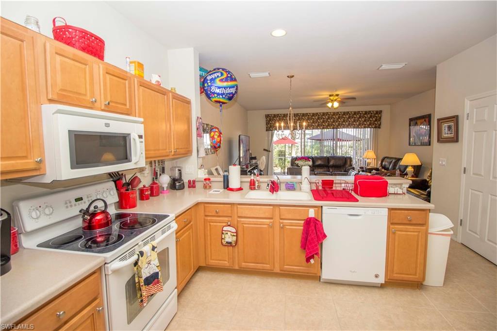 VERONA POINTE - Residential