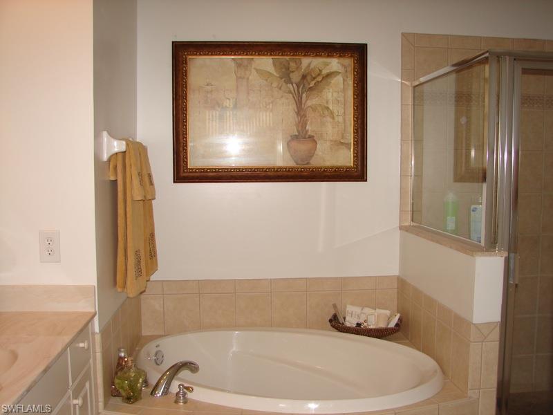 ESPLANADE - Residential