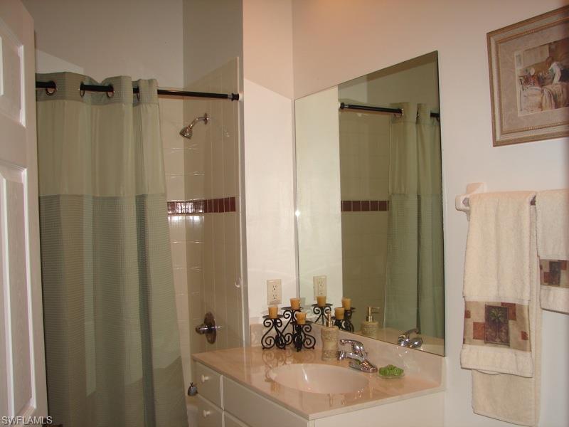 ESPLANADE - Residential