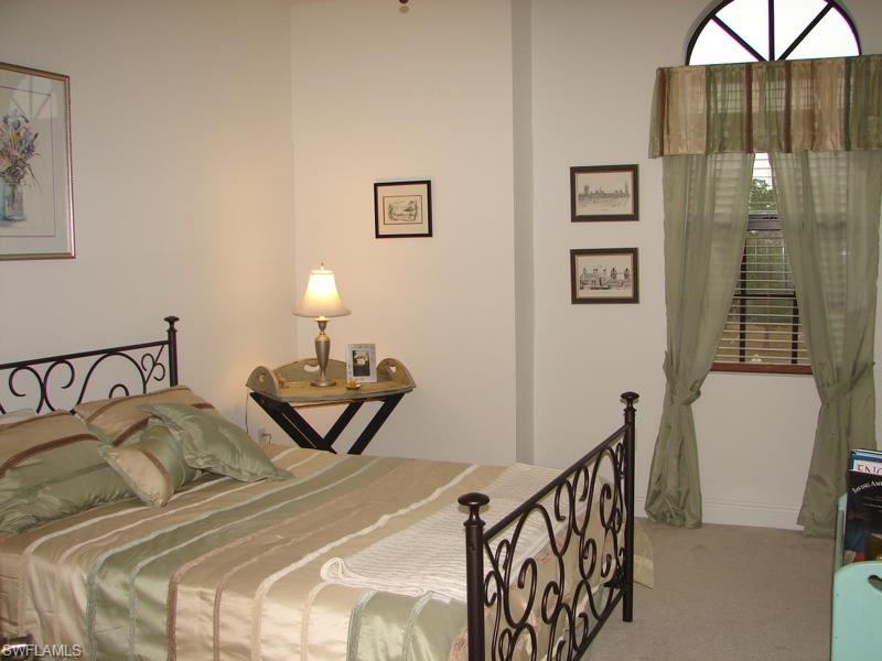 ESPLANADE - Residential