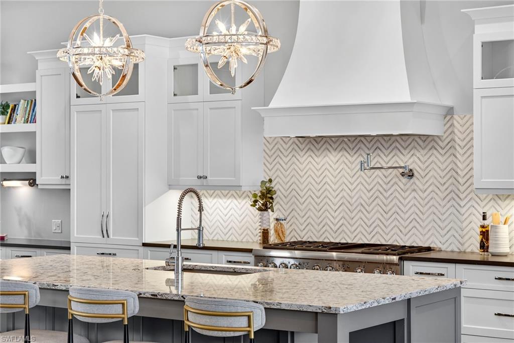 PINE RIDGE - Residential