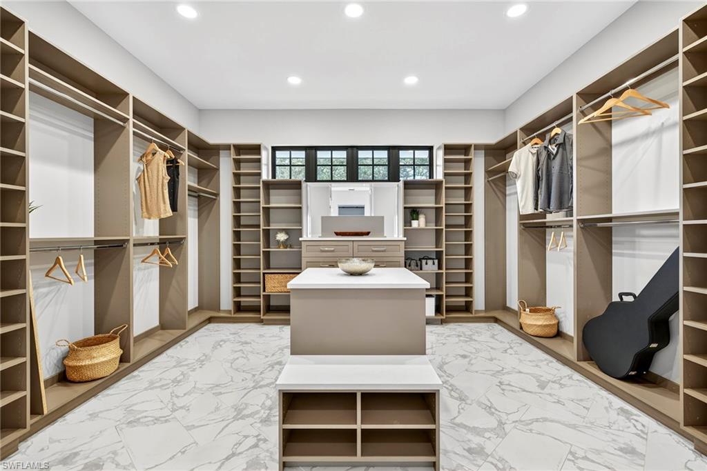 PINE RIDGE - Residential