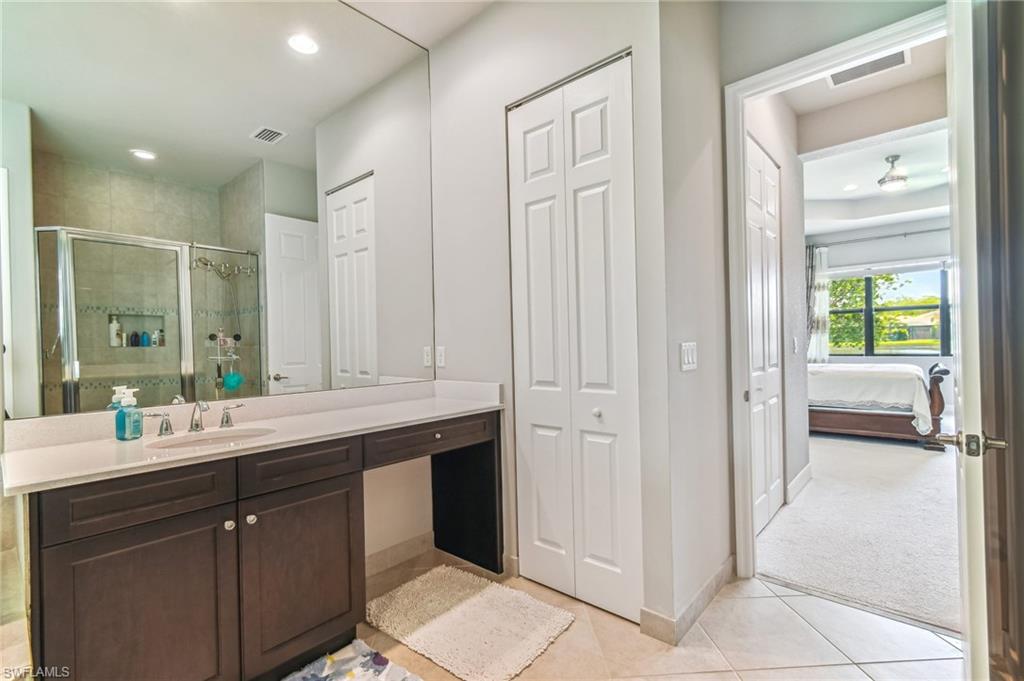 MARINA BAY - Residential Lease