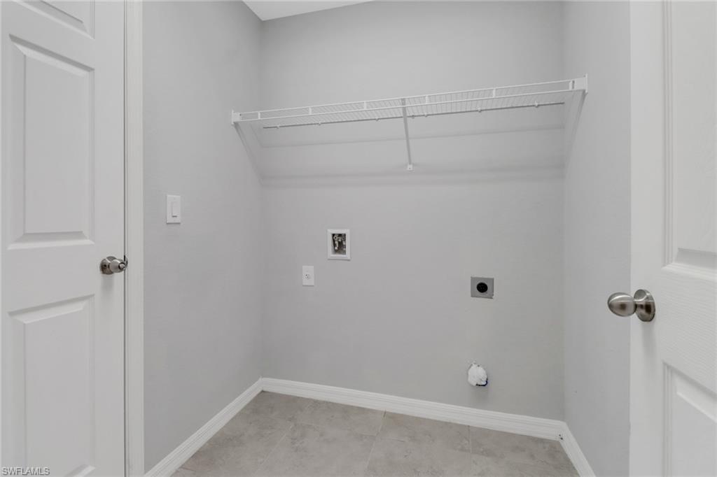 CAPE CORAL - Residential Lease