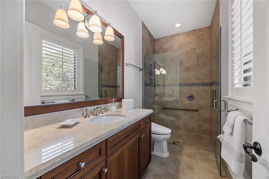 TRADITIONS - Residential