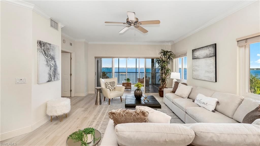 HARBOR PLACE - Residential