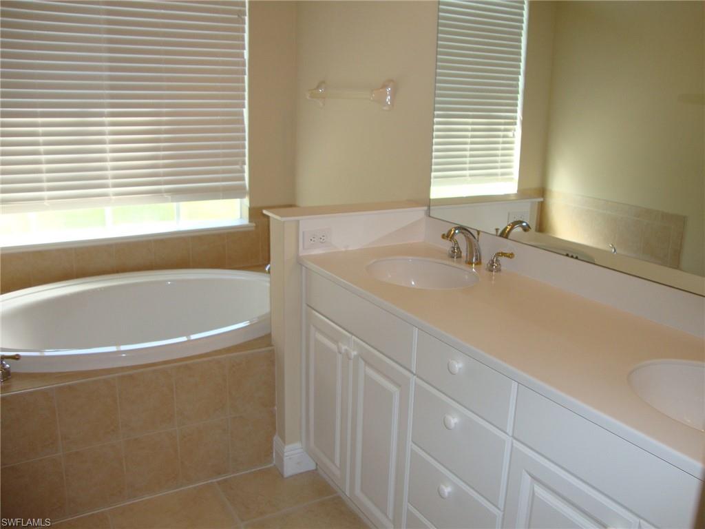 BELL TOWER PARK - Residential Lease