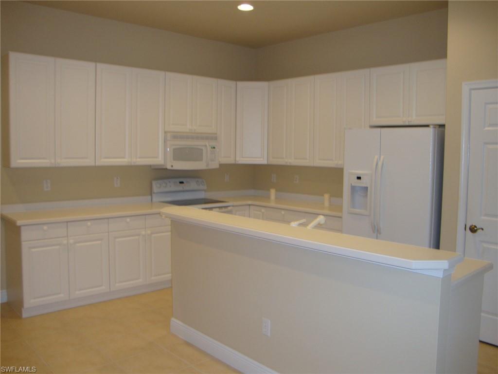 BELL TOWER PARK - Residential Lease