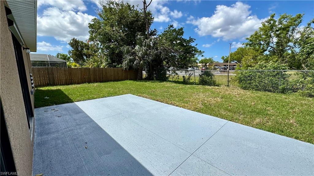 CAPE CORAL - Residential Lease