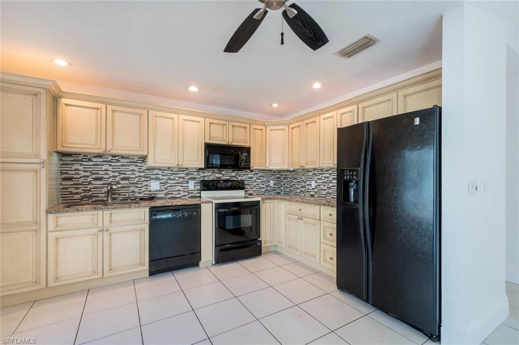 LOGAN WOODS - Residential