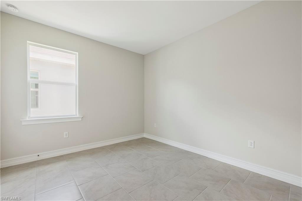 CORAL BAY - Residential