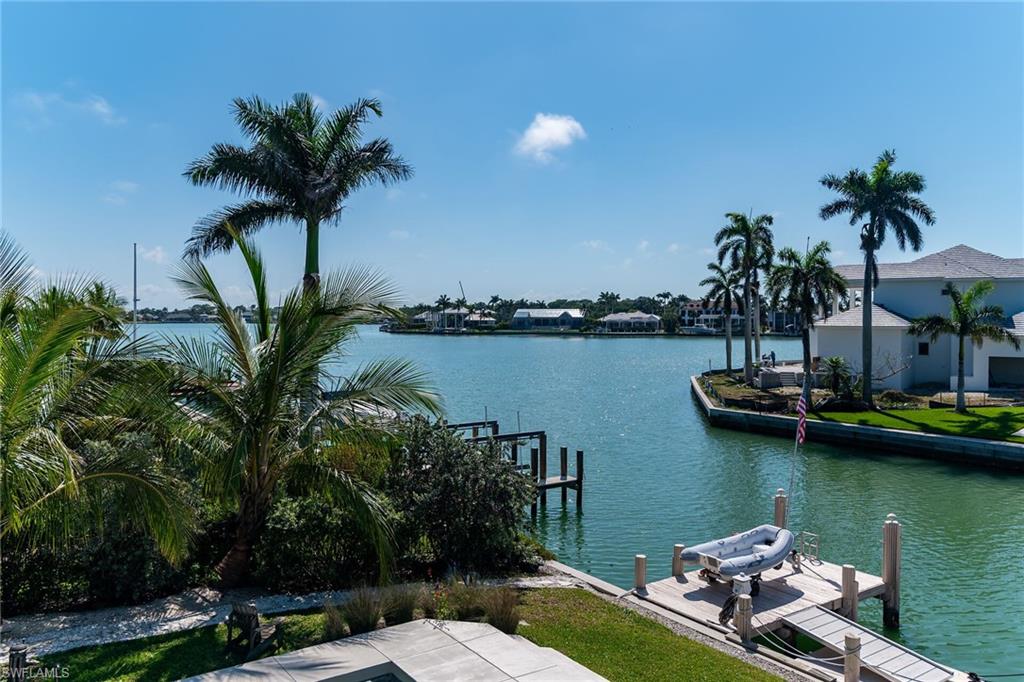 MARCO BEACH - Residential