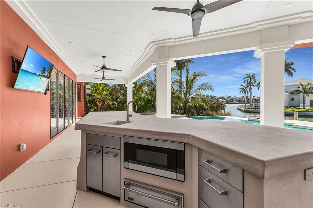 MARCO BEACH - Residential