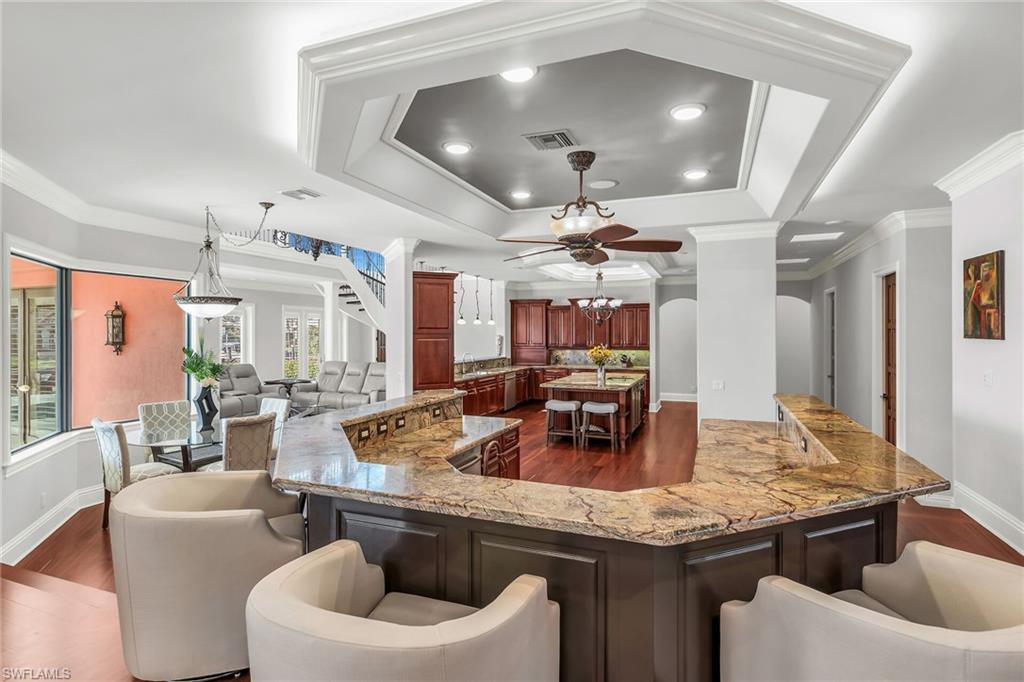 MARCO BEACH - Residential