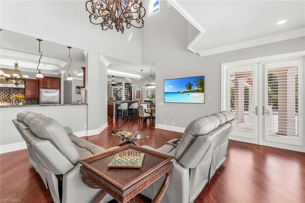 MARCO BEACH - Residential