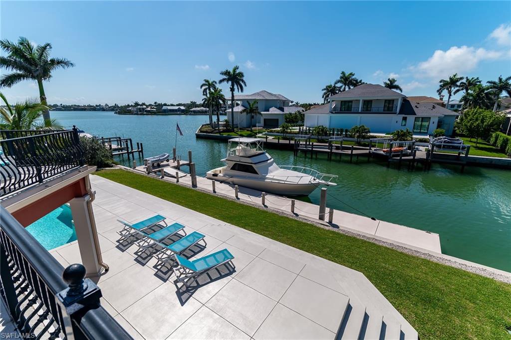 MARCO BEACH - Residential