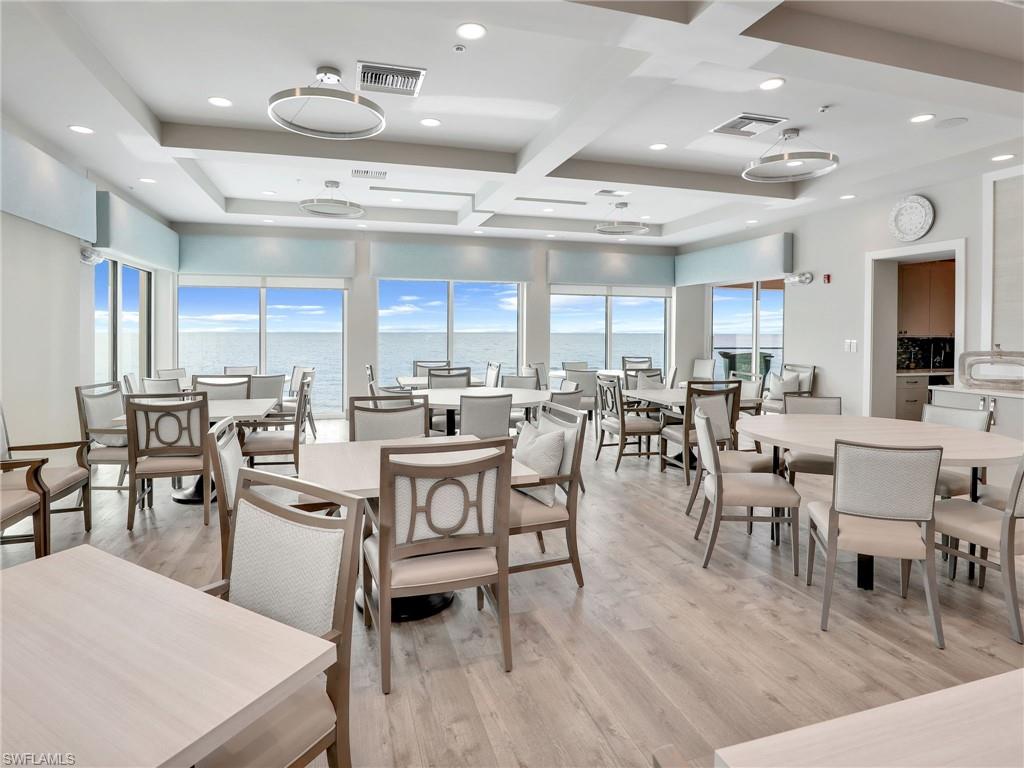 BAREFOOT BEACH CLUB - Residential