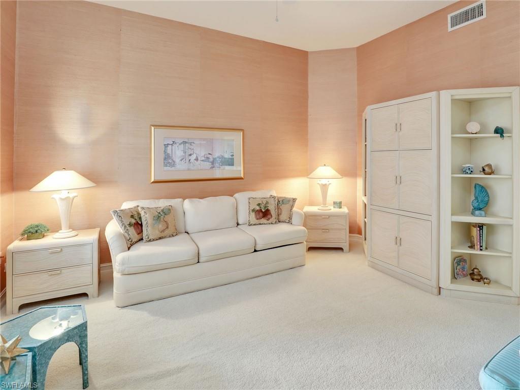 BAREFOOT BEACH CLUB - Residential