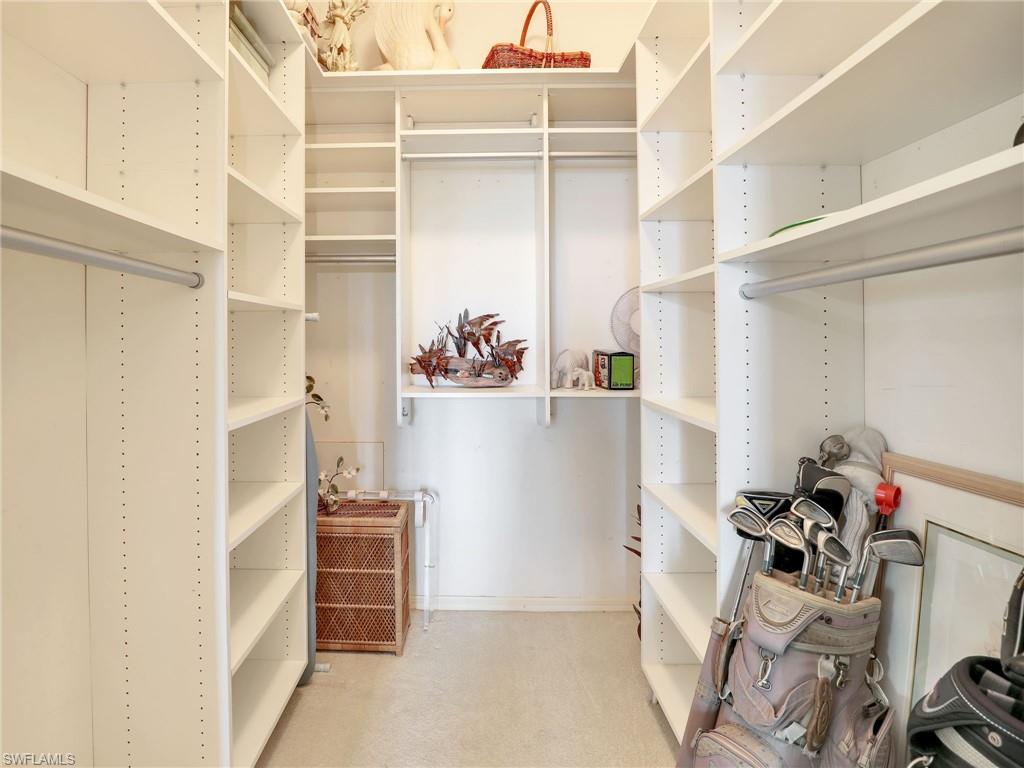 BAREFOOT BEACH CLUB - Residential