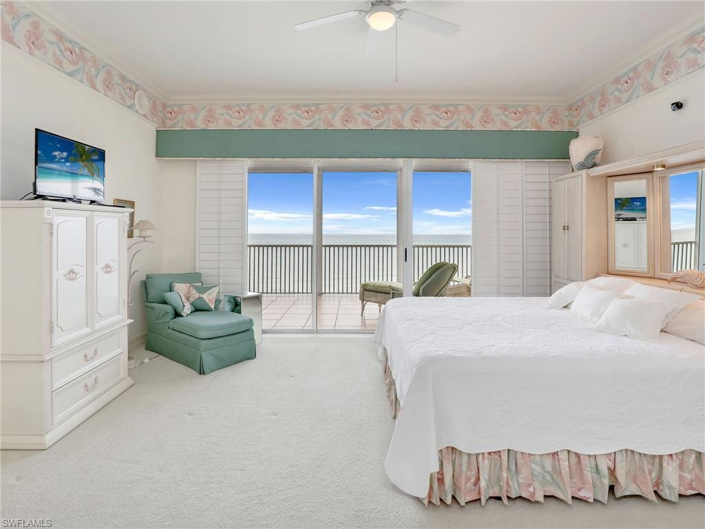 BAREFOOT BEACH CLUB - Residential