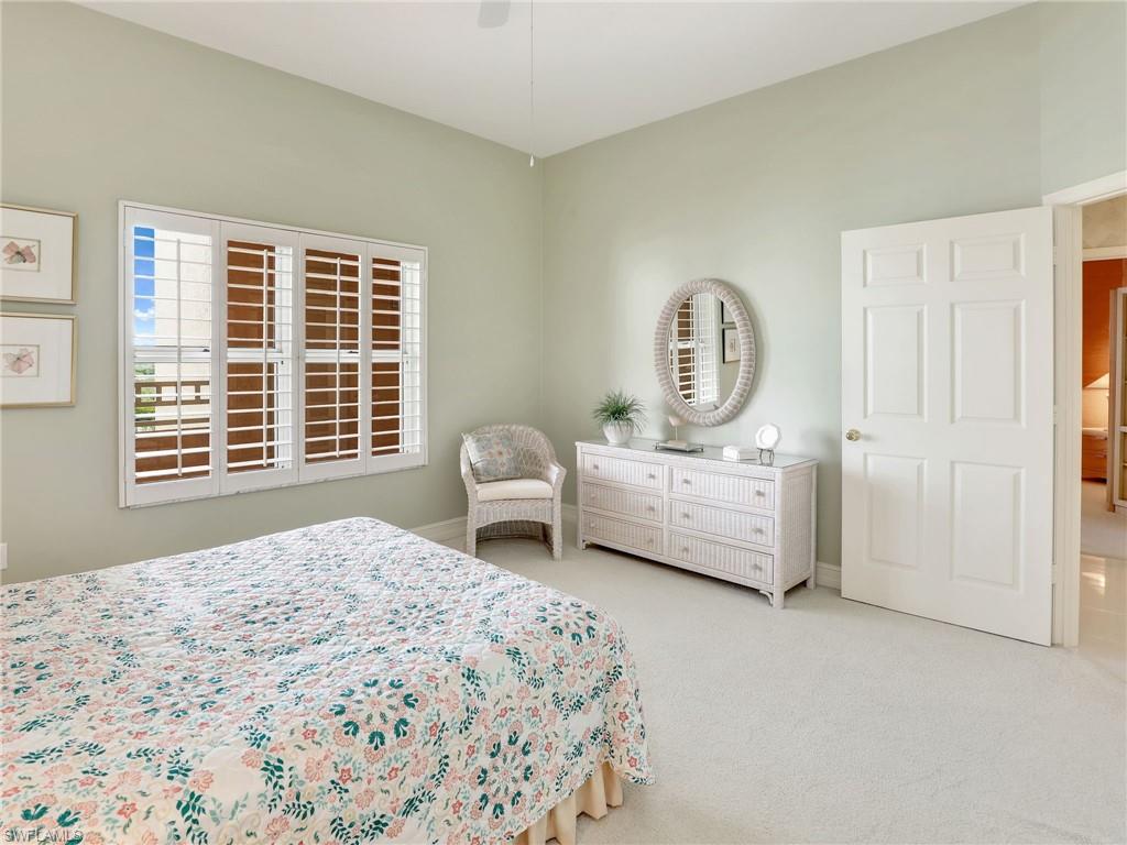 BAREFOOT BEACH CLUB - Residential