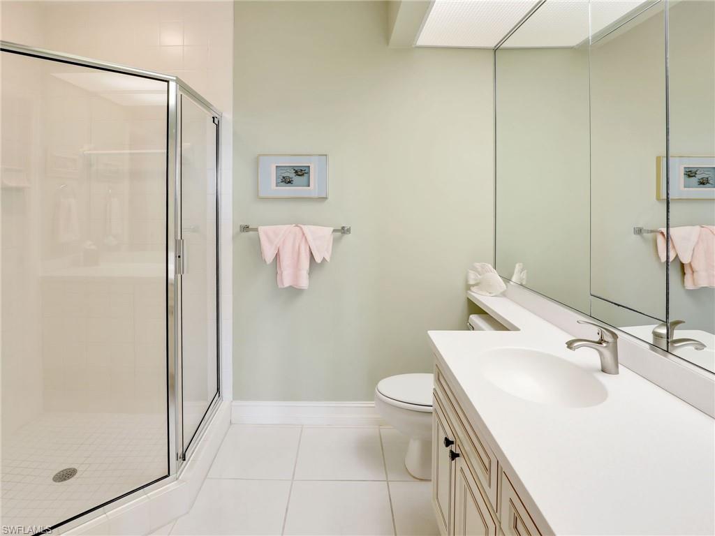 BAREFOOT BEACH CLUB - Residential