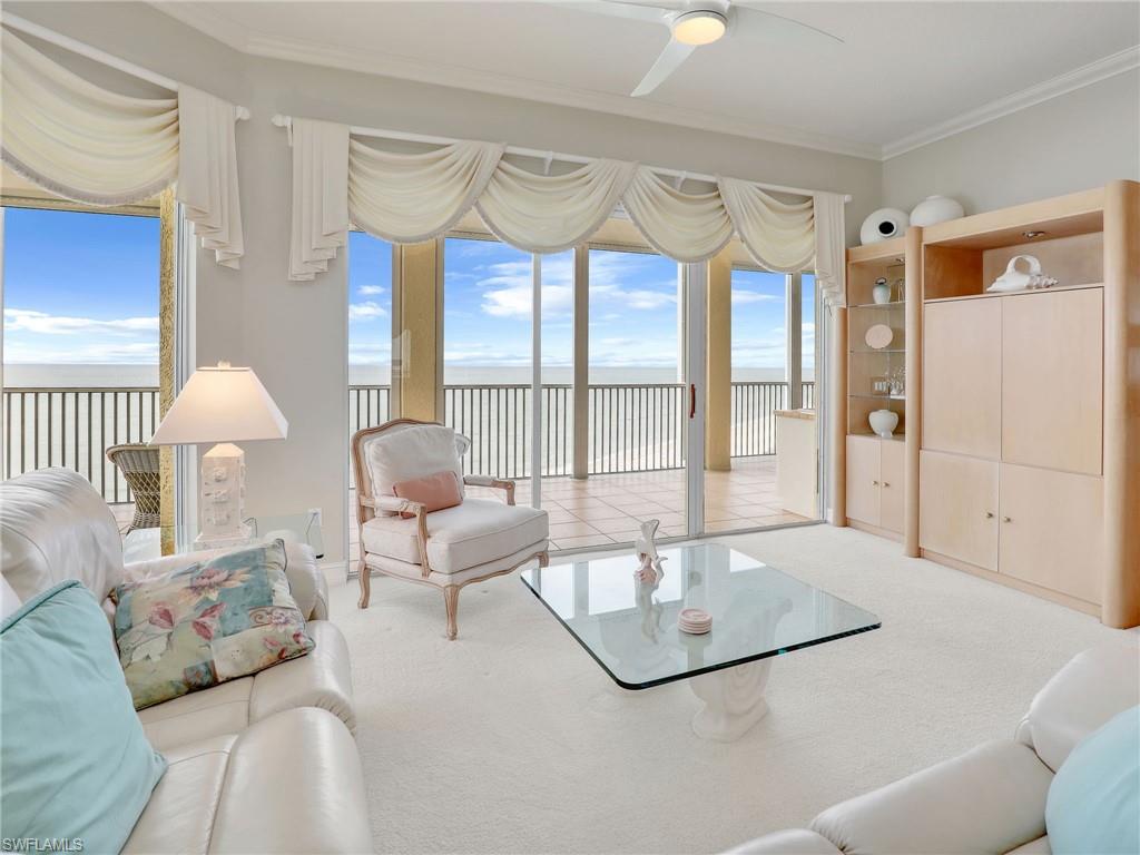 BAREFOOT BEACH CLUB - Residential