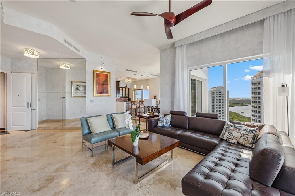 ESPERIA SOUTH - Residential