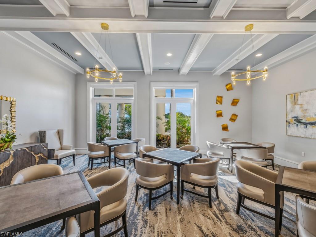 ESPERIA SOUTH - Residential