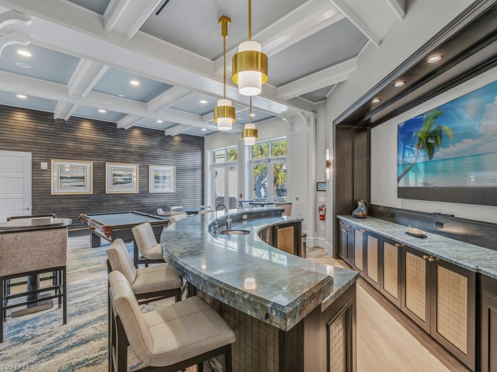 ESPERIA SOUTH - Residential