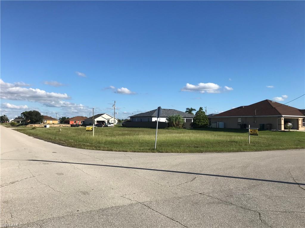 CAPE CORAL - Land