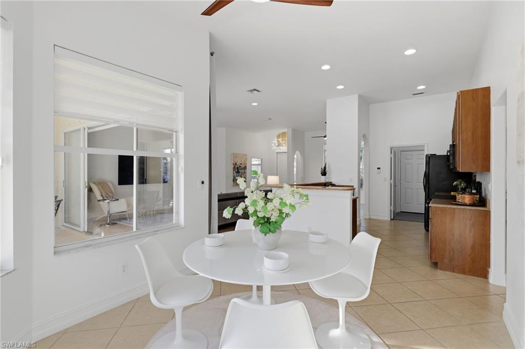 COLONIAL SHORES - Residential